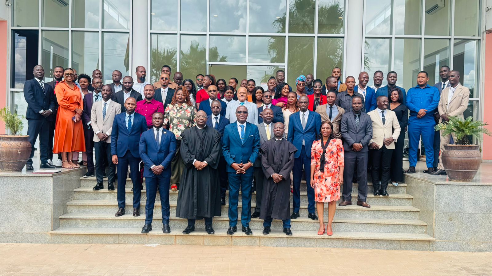 NOVO JUIZ PRESIDENTE APRESENTADO NA COMARCA DE MENONGUE